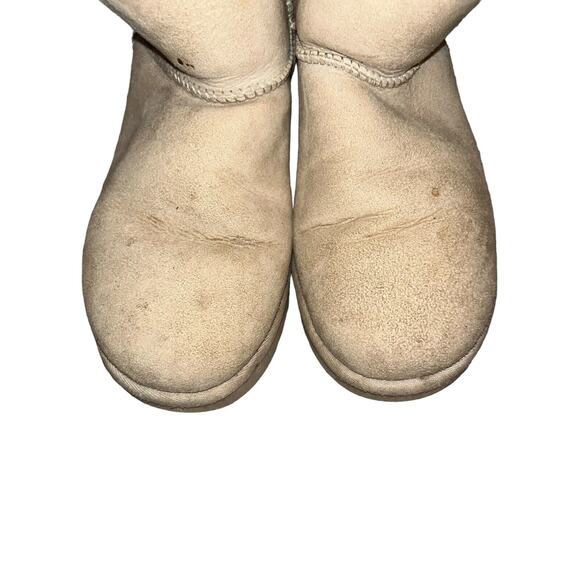 UGG Australia Women's 7 Short Bailey Button Boots 3352 Sand EUR 38 Sheepskin - Picture 10 of 11